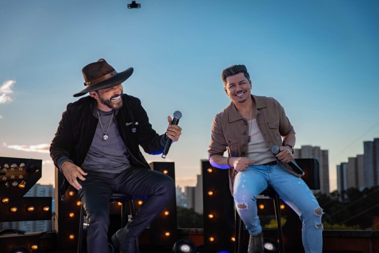 Zé Henrique & Gabriel lançam primeiro projeto acústico com 12 faixas e releituras de grandes sucessos