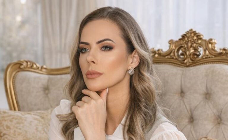 Rejane Pauletti: A excelência do design clássico e o luxo artesanal em móveis exclusivos da Donna Donna Home