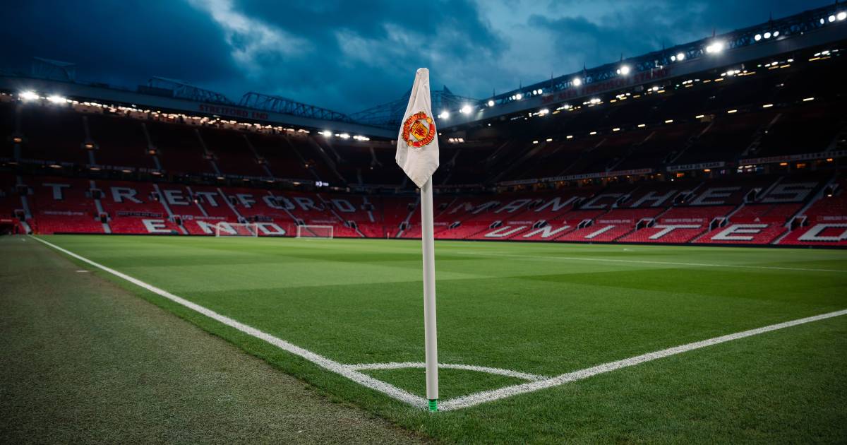 Manchester United e Manchester City duelam neste domingo pelo campeonato
